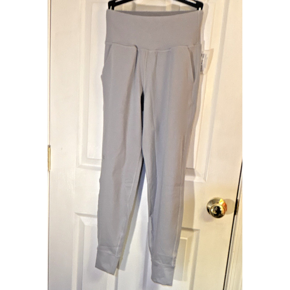 Under Armour Movement Jogger Pants XS Gray Athletic Stretch Activewear Women NWT